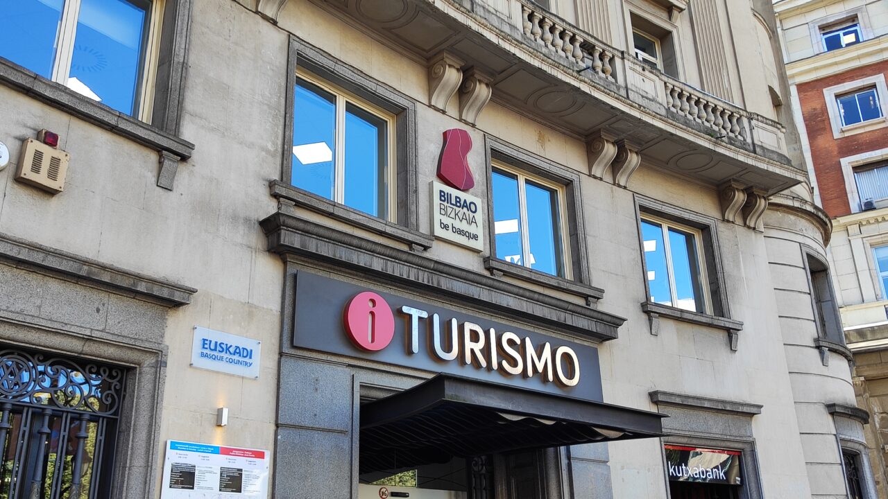 El turismo internacional impulsa el crecimiento de Euskadi