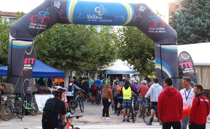La Templaria Mena BTT reúne este fin de semana a más de 200 ciclistas en el Valle de Mena