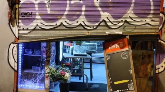 Los comerciantes de Rekalde no duermen tranquilos: «Hay robos casi todas las noches y nadie hace nada»
