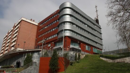 Detenido en Bilbao por intentar cobrar un cheque falsificado