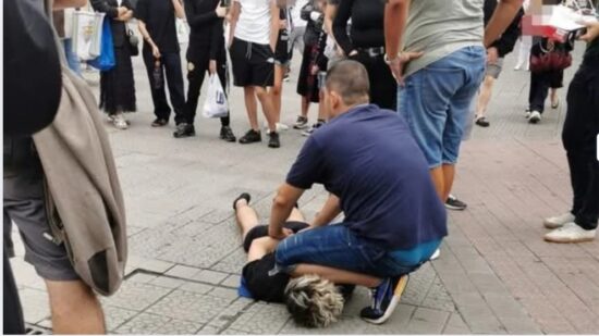 Vecinos de Santutxu retienen a un ladrón que acababa de asaltar a una mujer