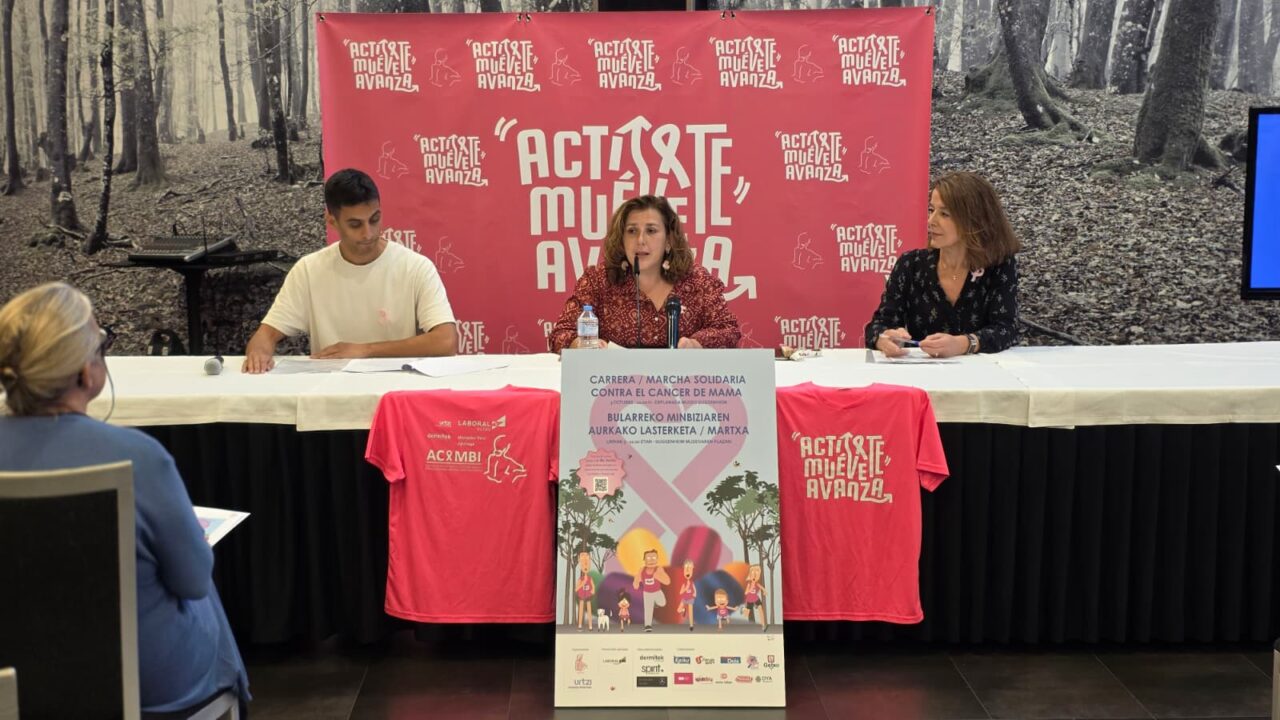 Bilbao se tiñe de rosa para la lucha contra el cáncer de mama