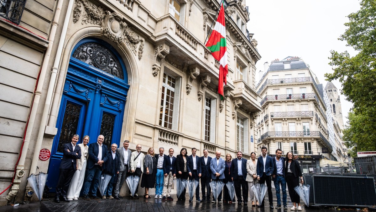 El PNV recupera su histórica sede en París tras décadas de expolio franquista