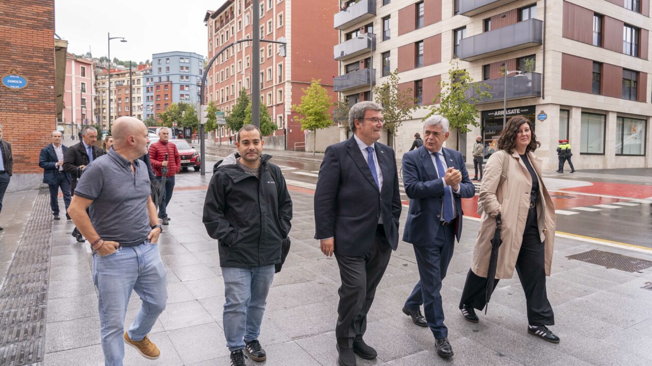 Luis Briñas estrena nueva imagen: aceras más amplias y espacios verdes para todos