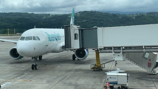 La niebla en el Txorierri obliga a desviar vuelos del aeropuerto de Bilbao