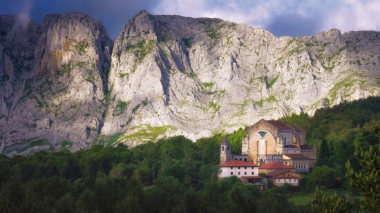 Bizkaia aumenta el número de turistas también fuera del verano