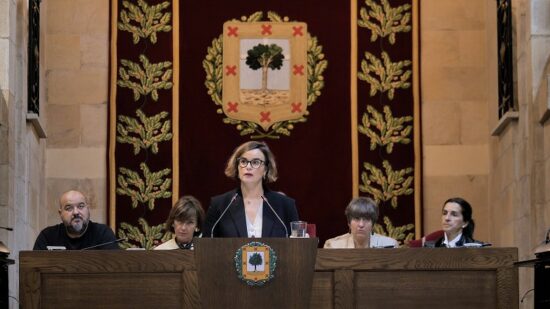 Elixabete Etxanobe: “Bizkaia no puede consentir que, mientras actúa con responsabilidad, otros miren hacia otro lado”