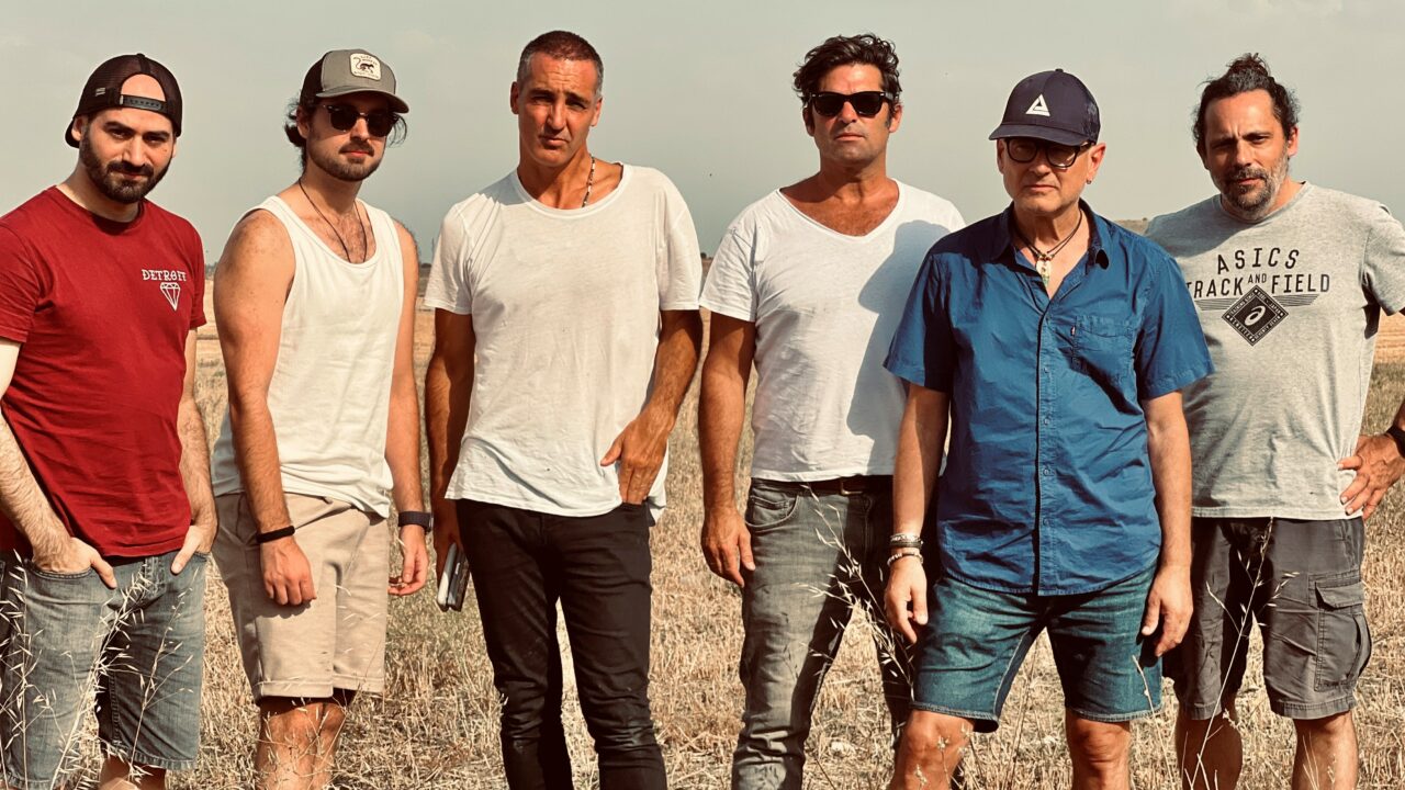 NO QUIERO: la banda bilbaína que mezcla rock y cine presenta su segundo disco