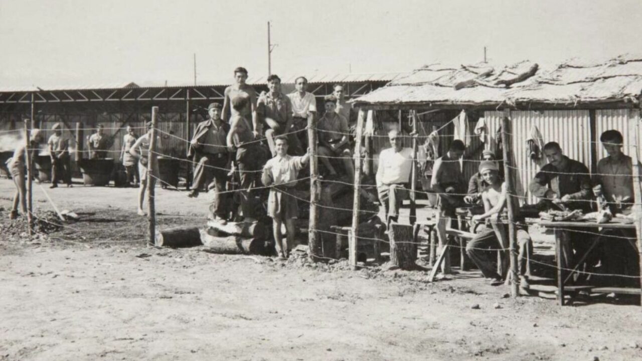 Galdakao recuerda a sus deportados con una visita al campo de concentración de Gurs