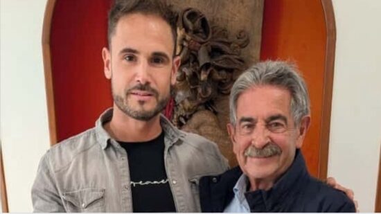 Revilla homenajea a un ertzaina bizkaino: «Jose para mí es un héroe»