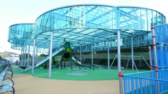 Algorta inaugura el nuevo parque Arene con zonas de juego y deporte para todas las edades