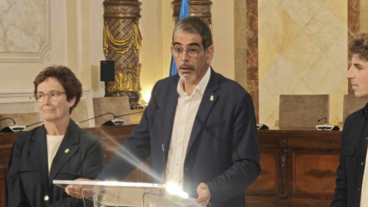 Eneko Goia dejará la alcaldía de Donostia el 16 de octubre tras diez años en el cargo