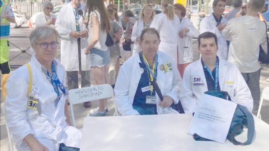 Los médicos de Bizkaia se suman a la huelga nacional: «Somos optimistas con la participación»