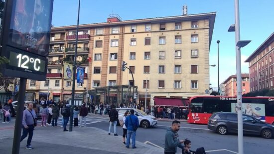 Regresa la normalidad al metro tras una mañana de caos: «Menuda forma de empezar el lunes»