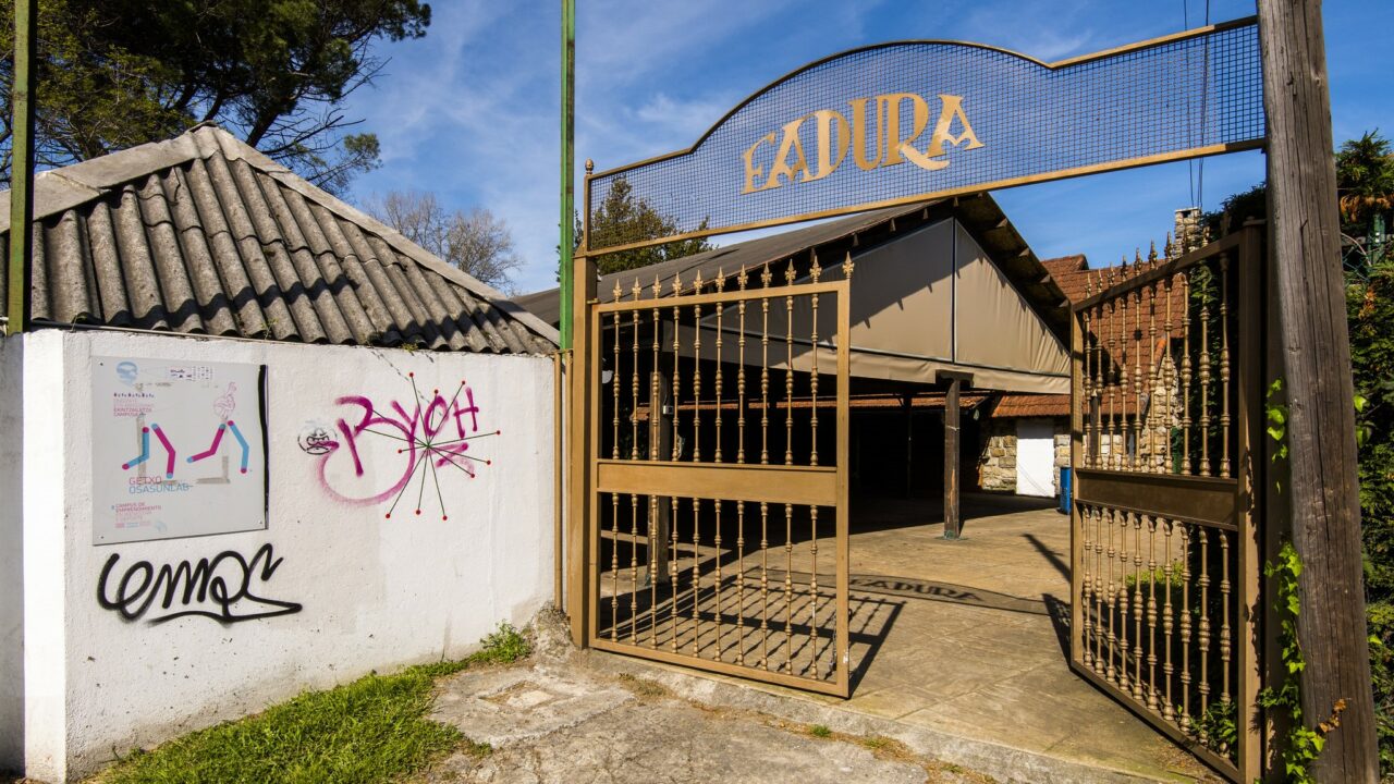 Getxo saca a licitación el proyecto de un nuevo pabellón cubierto de tenis y pádel en Fadura