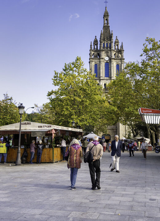 Más de  90.000 fieles celebran con fervor y tradición la Romería de Begoña