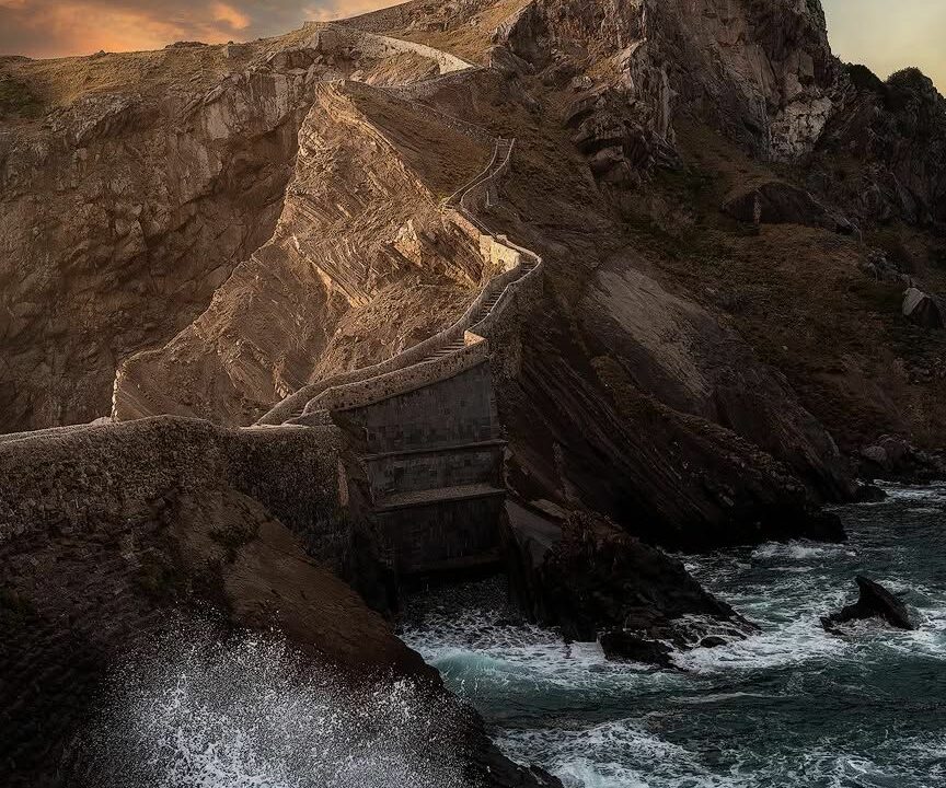 Una imagen de Gaztelugatxe conquista el concurso nacional de fotografía en Instagram Mi Rincón Favorito