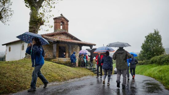 La marcha popular Hiru Ermitak vuelve a Leioa