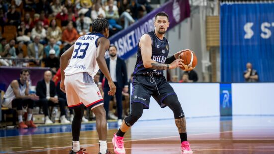 El Surne Bilbao Basket acelera en Brno (51-105)