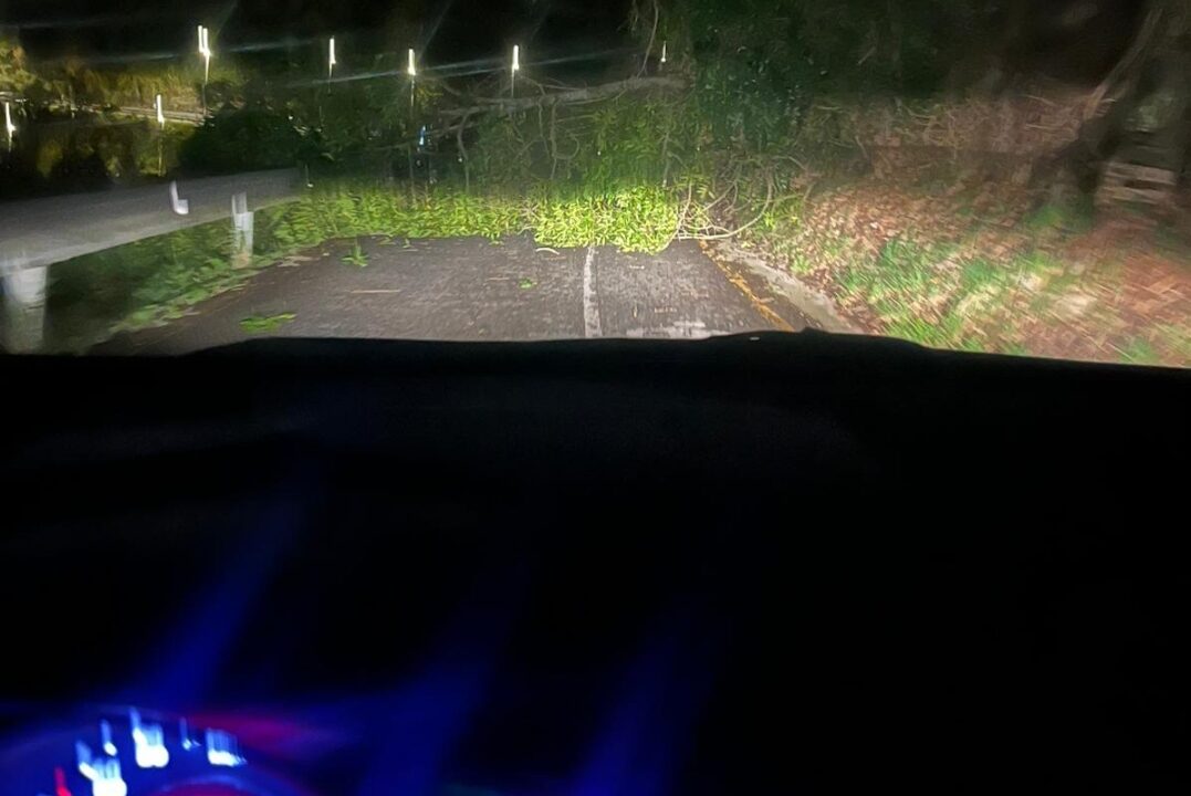 Los primeros efectos de Benjamín en Bizkaia: calles cortadas en Bermeo y sin luz en Karrantza