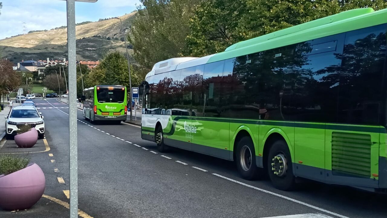 Abanto Zierbena, un municipio dependiente del coche