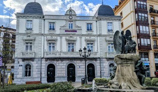 Santurtzi bonifica a las familias para frenar la subida de la tasa de basuras
