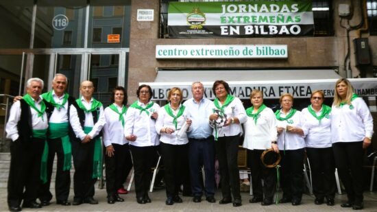 40 años celebrando  Extremadura sin salir de Bilbao
