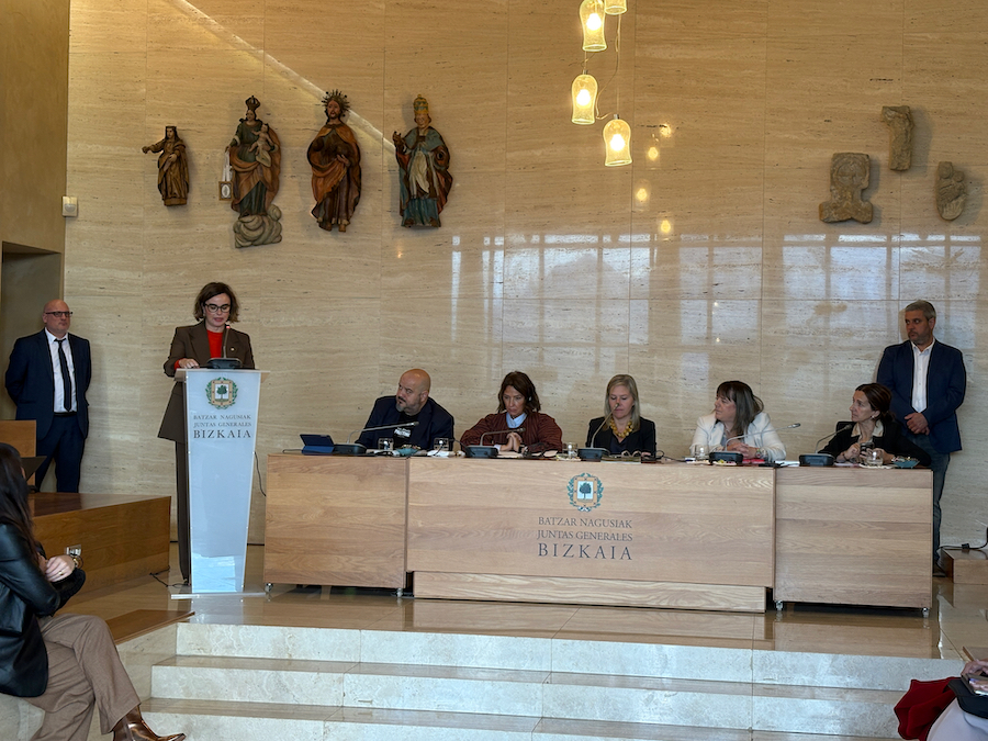 Bizkaia asegura los descuentos en transporte público hasta febrero de 2026