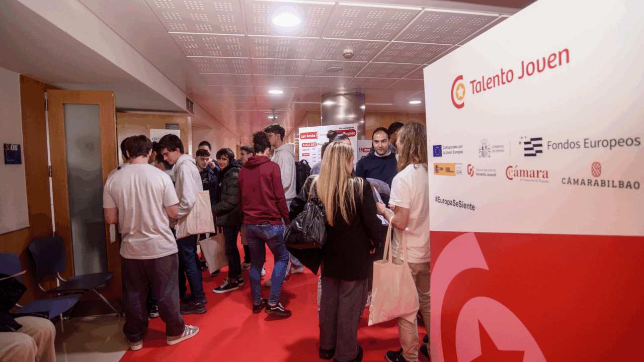 Cámarabilbao conecta empresas y jóvenes talento en su tercera Feria de Empleo