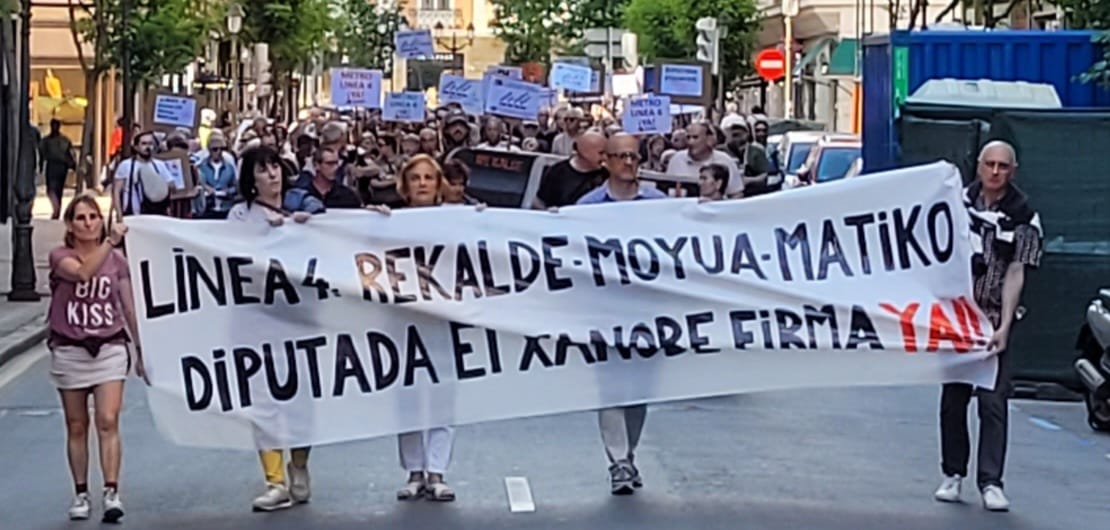 Victoria vecinal de los barrios Sur de Bilbao: el Ayuntamiento aprueba la moción para construir la L4 del metro