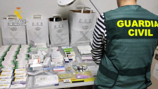 Un detenido en Getxo por vender medicamentos ilegales por internet