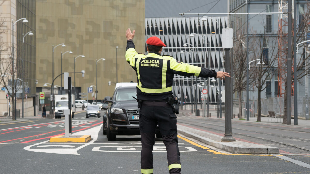 Bilbao intensifica el control técnico de vehículos con una campaña de seguridad vial desde este lunes