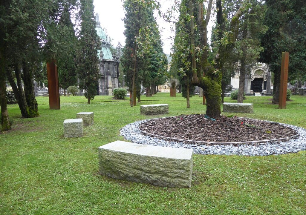 El lugar en el cementerio de Derio donde la vida se hace círculo