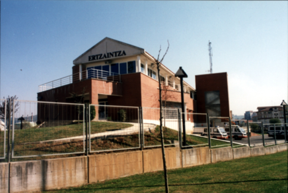 Dos detenidos y un investigado por extorsionar 40.000 euros a un hombre de Portugalete