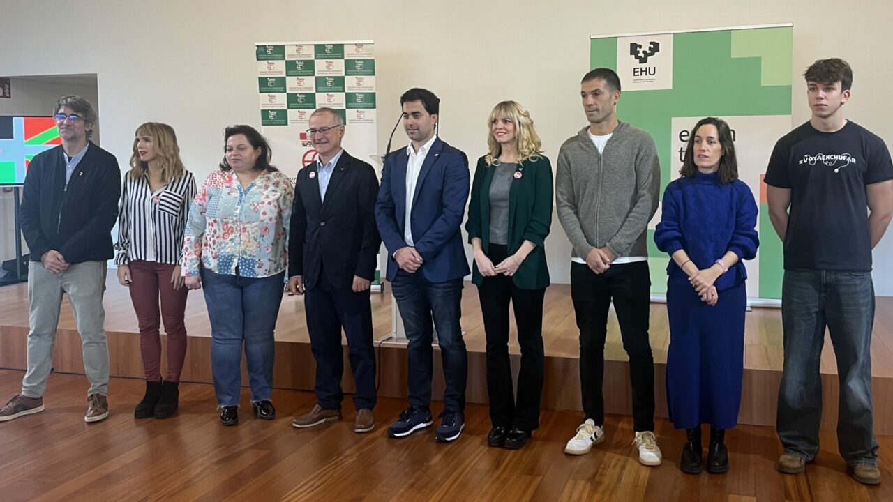 EHU presenta las iniciativas de cara al partido entre la Euskal Selekzioa y Palestina