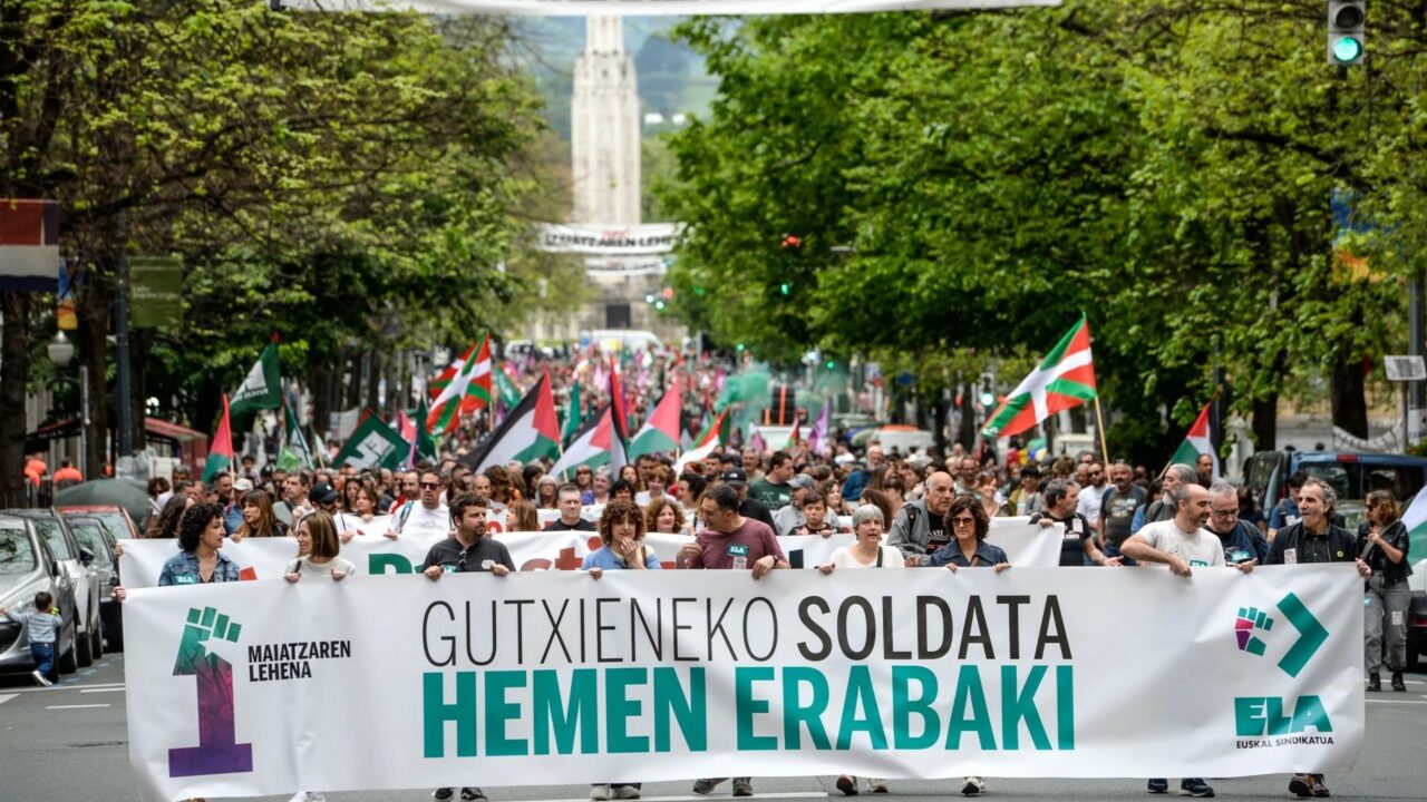 Este miércoles manifestación en Bilbao por un SMI vasco: 130.000 firmas se quedan en el aire