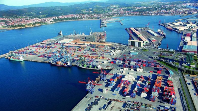 ELA denuncia un accidente laboral «grave» en el puerto de Bilbao