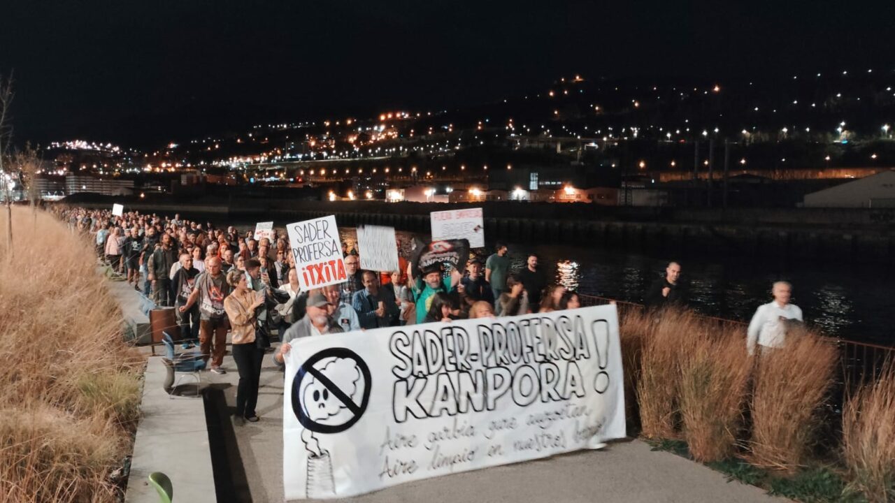 118.000 toneladas de residuos y ninguna garantía: nueva protesta contra Sader y Profersa