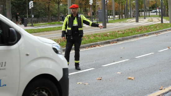 Bilbao activa una campaña para controlar el transporte de mercancías y reforzar la seguridad vial
