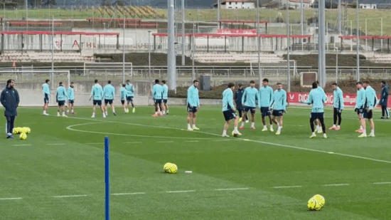 Sancet y Nico Williams apuntan a Barcelona; Ruiz de Galarreta, baja por fiebre