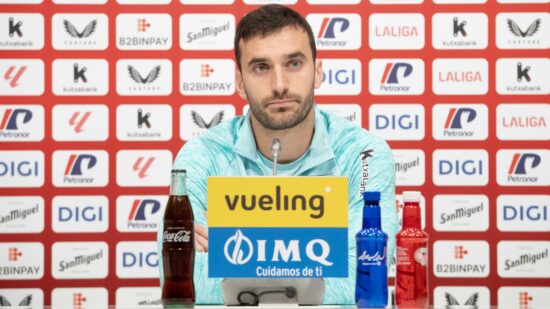 Iñigo Lekue y su renovación con el Athletic: «Seguiré aquí hasta que el club considere que aporto»