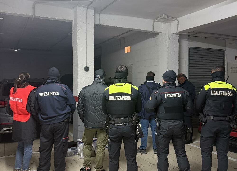 Tres detenidos tras convertir dos bares de Getxo en puntos de venta de droga