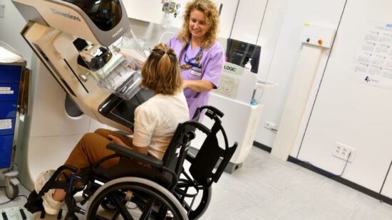 Osakidetza diagnostica 13.000 tumores desde la puesta en marcha  del cribado de cáncer de mama en Euskadi