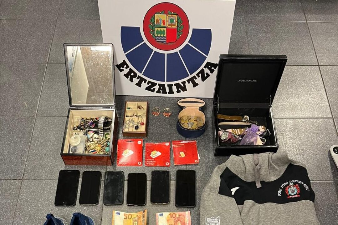 Cae en Bakio una banda acusada de 15 robos en viviendas