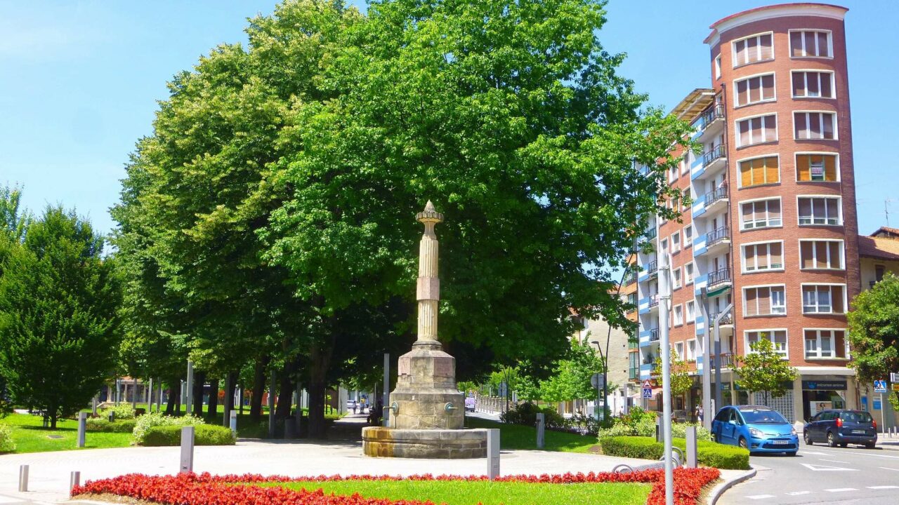 Amorebieta-Etxano estrena 150 plazas de aparcamiento gratuito en Zelaieta