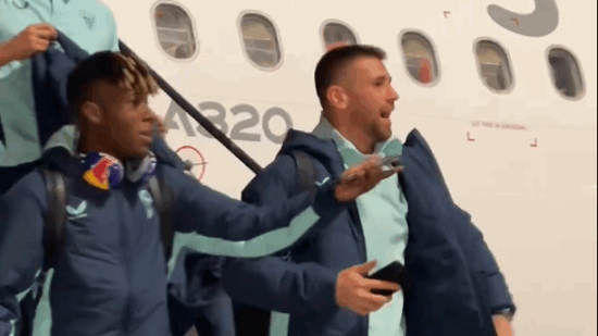 ¡Guerra de bolas de nieve en Praga!