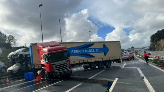 Carreteras del País Vasco: más del 14% de los fallecidos en accidentes son víctimas de lluvia o niebla