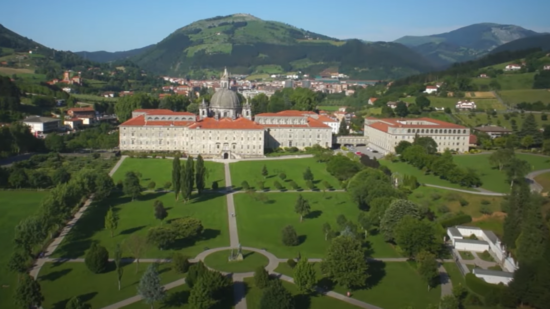 El pueblo vasco que esconde un “pequeño Vaticano” a solo una hora de Bilbao