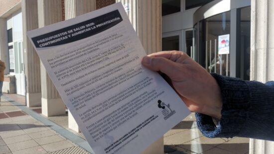 Movilización por la sanidad pública: OPA denuncia privatización y recortes en 2026