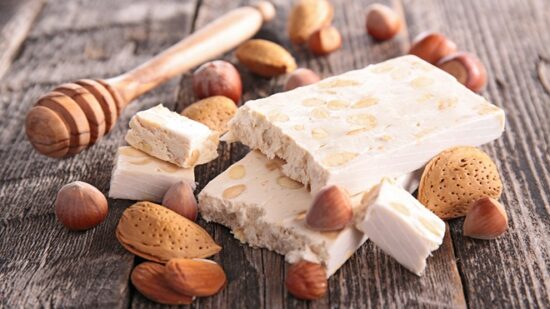 La OCU alerta: el precio del turrón sube un 16% estas Navidades
